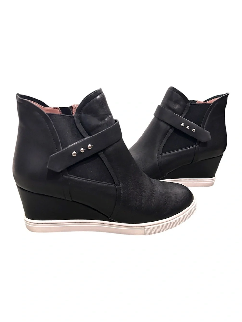 Linea Paolo Freshton Wedge Heel Side Zip Sneaker Boot Black Size 8.5